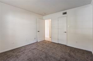 13702 FLAGSTONE Lane - Photo 18