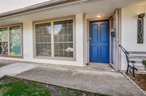 13702 FLAGSTONE Lane - Photo 4