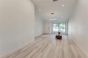 13702 FLAGSTONE Lane - Photo 5