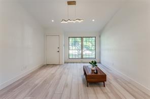 13702 FLAGSTONE Lane - Photo 6