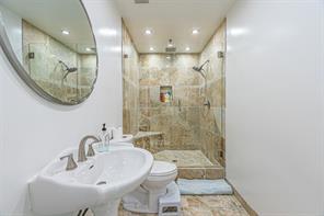 2903 Golden Gate Court - Photo 17
