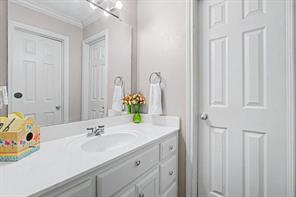 3558 S Nolan River Road - Photo 37