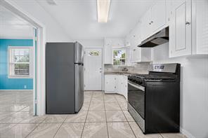 907 Buckalew Street - Photo 16
