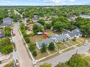 907 Buckalew Street - Photo 29