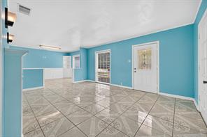 907 Buckalew Street - Photo 3