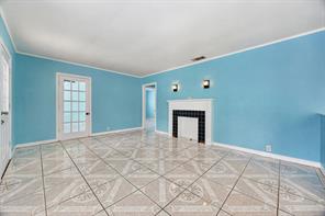 907 Buckalew Street - Photo 6