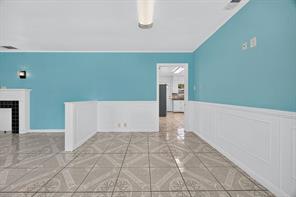 907 Buckalew Street - Photo 8