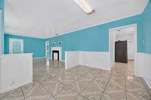 907 Buckalew Street - Photo 9