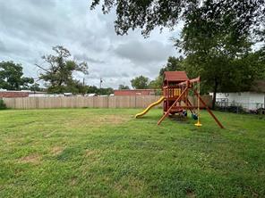 111 S Canton Street - Photo 4