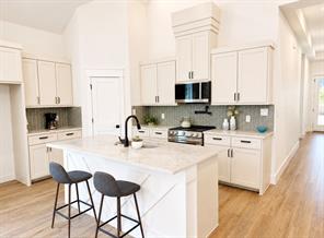 2904 Hiawatha Trail - Photo 3