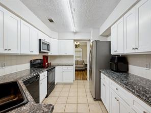 3000 Presidio Circle - Photo 16