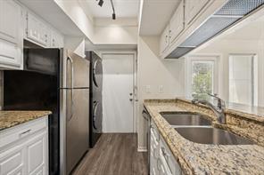 3105 San Jacinto Street - Photo 13