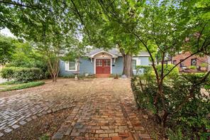 1501 Sycamore - Photo 1