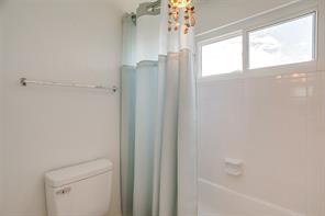 2800 Rosecliff Terrace - Photo 32