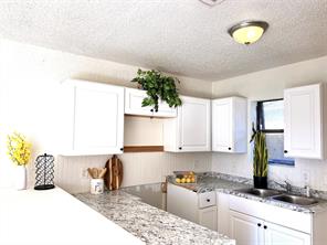 3848 Waldorf Street - Photo 4