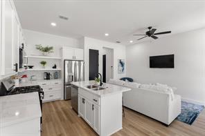 196 W 17th Street - Photo 9