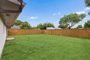 8711 Hackney Lane - Photo 32