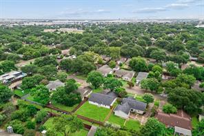 8711 Hackney Lane - Photo 39