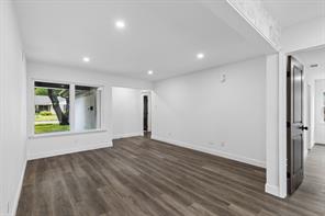 8711 Hackney Lane - Photo 9