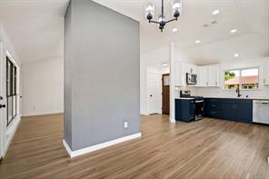 8010 Meadowlark Lane - Photo 7