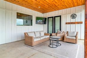700 County Road 44430 - Photo 17