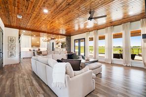 700 County Road 44430 - Photo 9