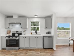 9608 Clark Street - Photo 11