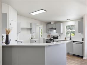 9608 Clark Street - Photo 9
