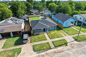 917 E Jessamine Street - Photo 2