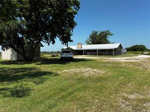 139 Private Road 2660 - Photo 2