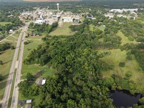 408 fly Street - Photo 4