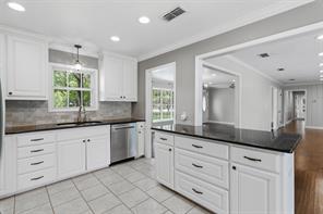 908 W Westhill Drive - Photo 14