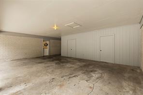 908 W Westhill Drive - Photo 31