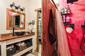 241 County Road 3689 - Photo 33