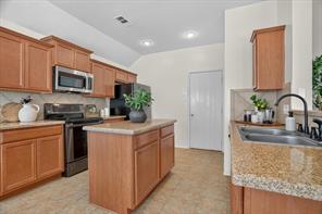 1520 Wickham Drive - Photo 9