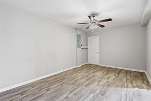 981 Chateau Valee Circle - Photo 10