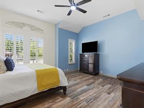 7405 Ravenhill Drive - Photo 10