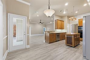 1718 Creek Valley Road - Photo 15