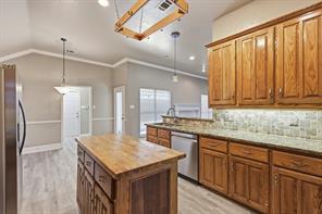 1718 Creek Valley Road - Photo 16