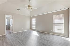 1718 Creek Valley Road - Photo 19