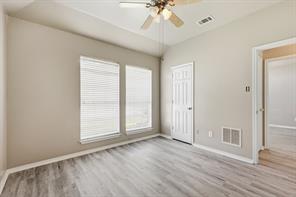1718 Creek Valley Road - Photo 25