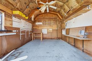 1718 Creek Valley Road - Photo 34