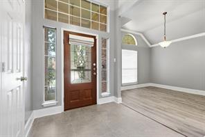 1718 Creek Valley Road - Photo 4