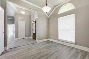 1718 Creek Valley Road - Photo 6