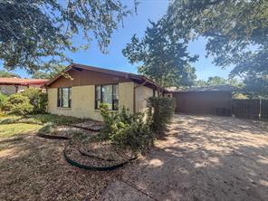 730 Greenhaven Drive - Photo 2