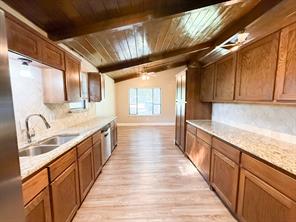 730 Greenhaven Drive - Photo 9