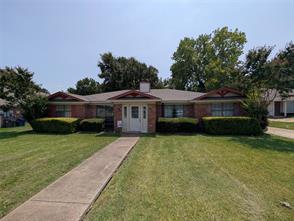 604 E Oak Street - Photo 1