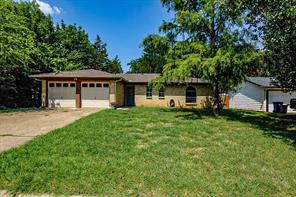 548 NW Newton Drive - Photo 1