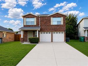 305 Daisy Lane - Photo 1