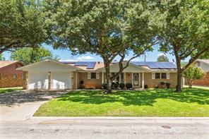 4304 9th Street - Photo 1